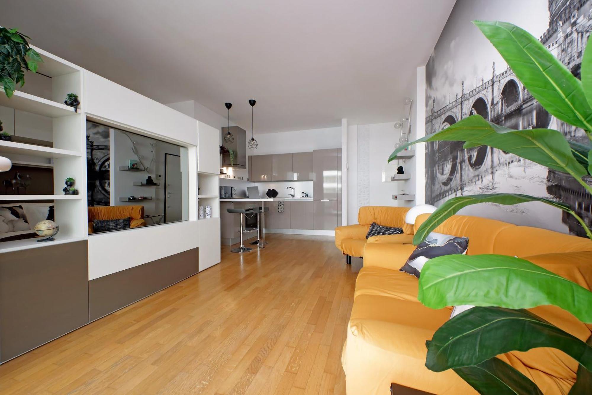 Aki's Flat Rome